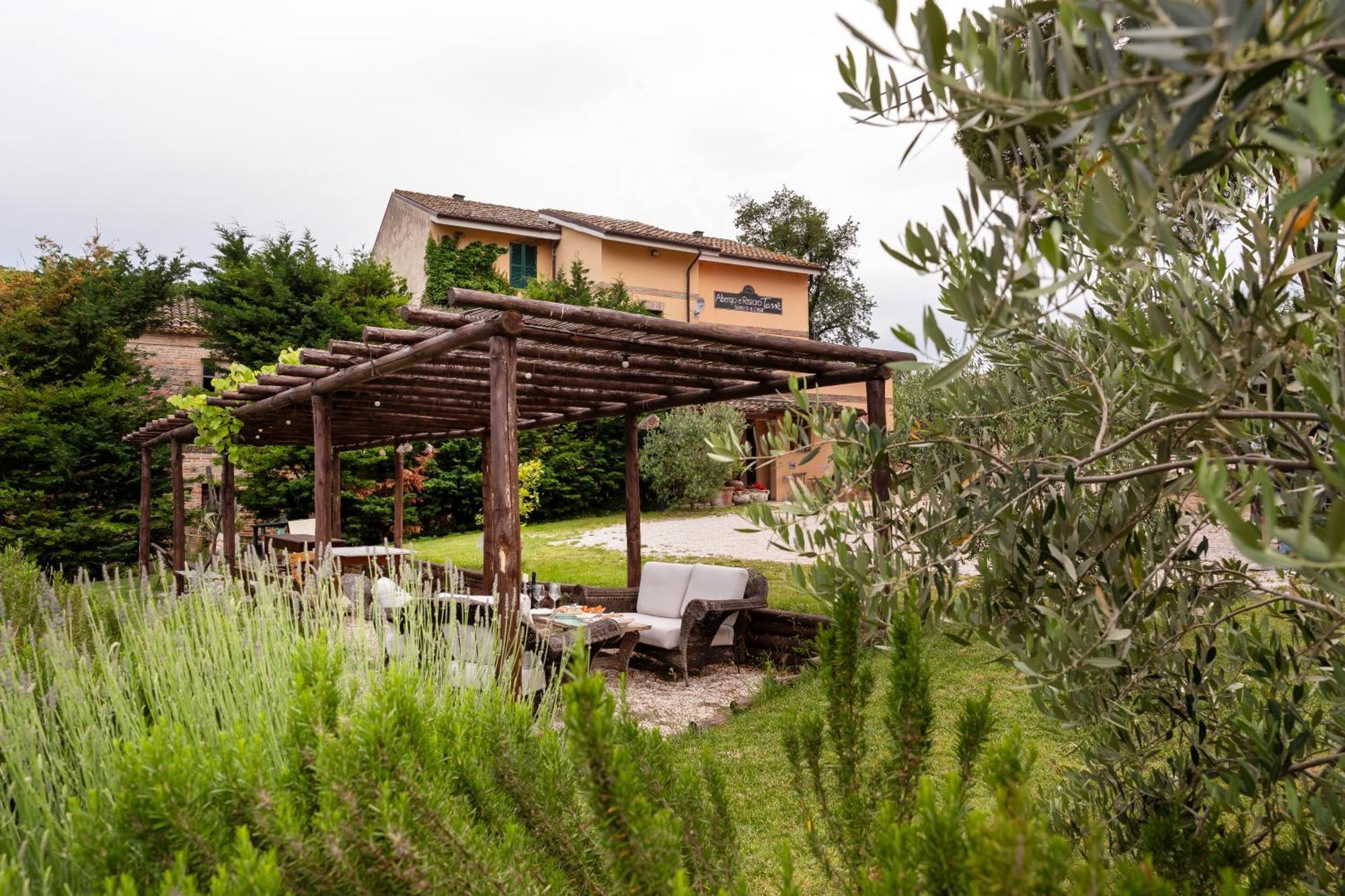 Locanda Tane San Giovanni  Экстерьер фото